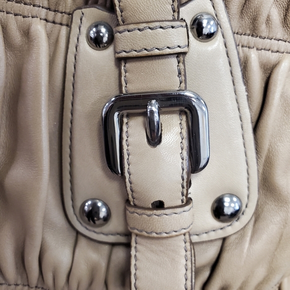 Prada Gauffre Satchel Beige Nappa Leather - Picture 14 of 15